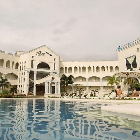 Boracay Grand Vista Resort & Spa Yapak Ngoại thất bức ảnh
